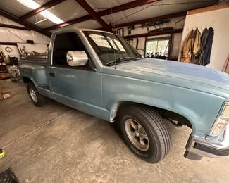 1989 Chevrolet Stepside Truck 131,000 miles