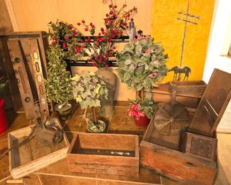 Antique Wooden Boxes - Velvetta - Ammo