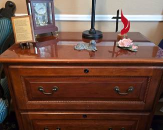 2 Drawer File Cabinet