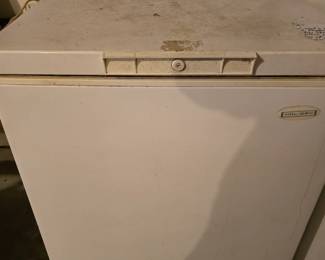 Holiday Chest Freezer 