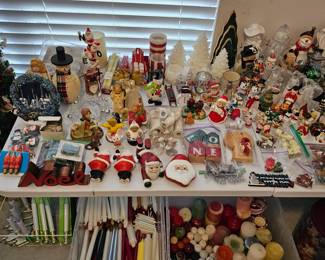 Christmas Room with lots of Vintage Items