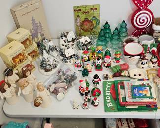 Christmas Room with lots of Vintage Items