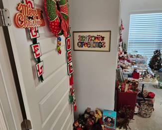 Christmas Room with lots of Vintage Items