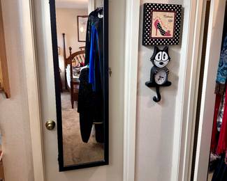 “Over the Door” Hanging Jewelry Chest