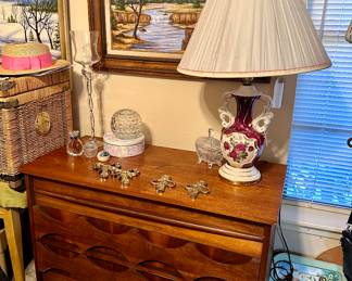 Sweet Vintage Chest of Drawers 