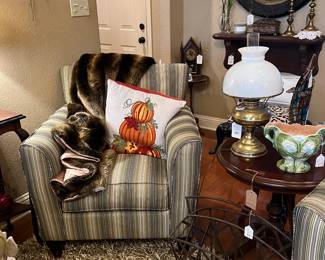 La-Z-Boy upholstered chairs, accessories