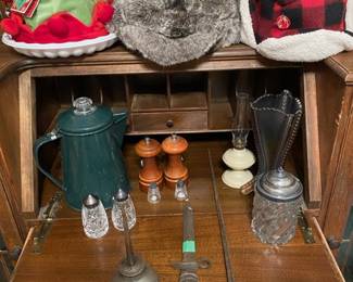 FORD OIL CAN, Utica M4 Bayonet, Martin Enfield Bayonet, Antique Pickle Jar and more