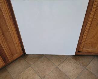Frigidaire Dishwasher ( Works Great )