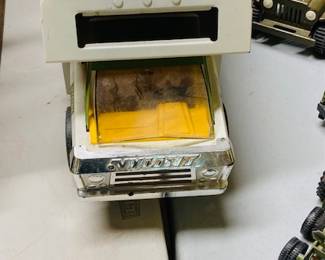 Vintage 60'S Nylint Roamer RV Camper Pressed Steel 