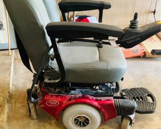 Aspire POWER MOBILITY CHAIR. Brand New Batteries. TOP Working Condition.
