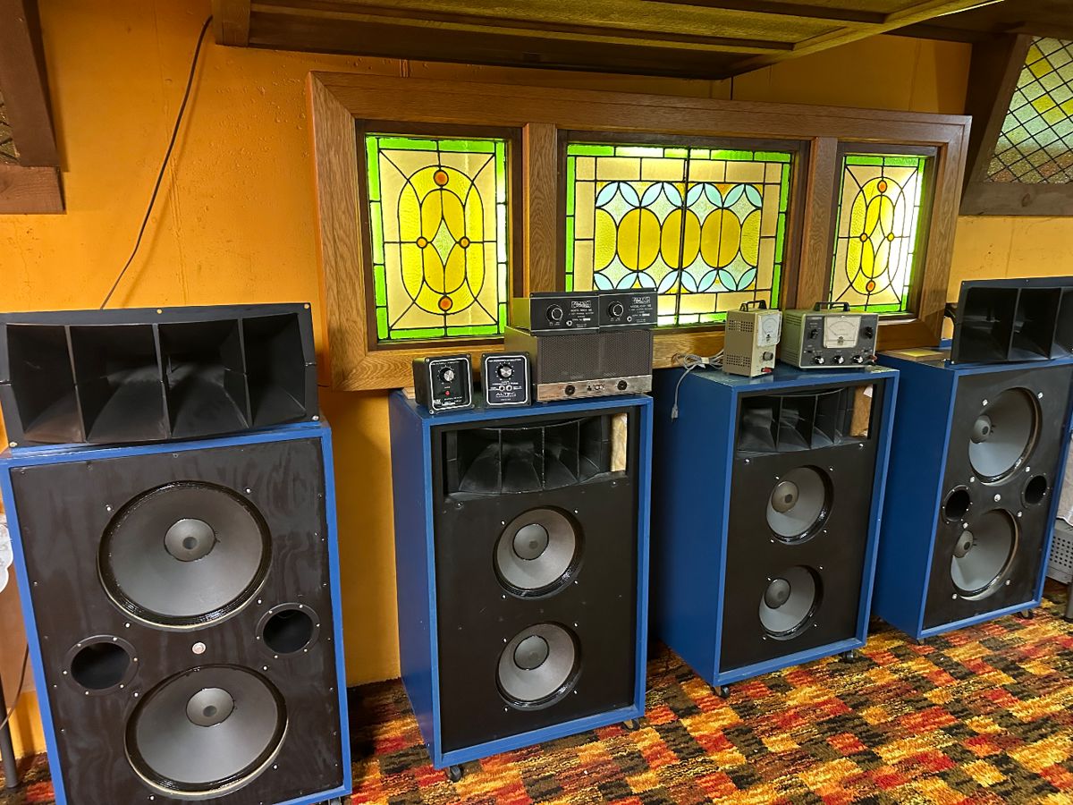 Overview basement electronic area - speakers, receivers, CD players, albums, CD's and video equipment