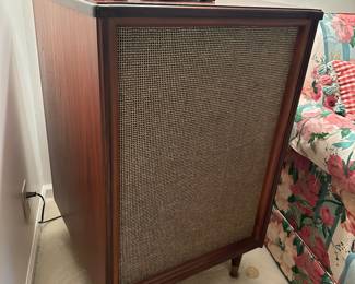 ALTEC Great MCM Altec pair of speakers 