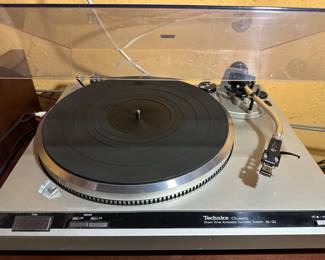 Techniques Quartz turntable