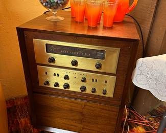 MID CENTURY - VINTAGE FISHER STEREO CABINET WITH COMPONENTS - LOWER DRAWER IS FOR VIDEO - SEE NEXT PICTURE