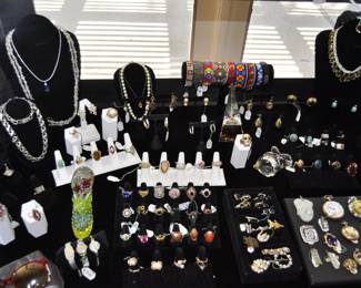 Fine jewelry to be sold