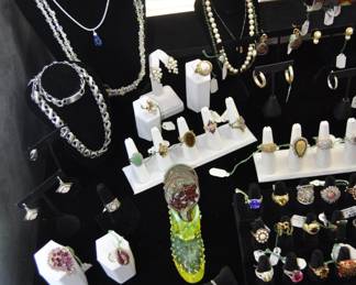 Fine jewelry to be sold