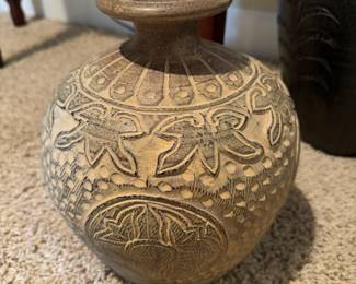 Clay Vase BUY IT NOW DECORATIVE $16 10" H