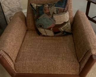 Mid-Century chair (2)