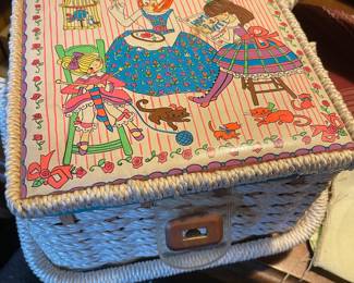 Vintage sewing kit