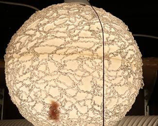 (2) total MCM light globes (only one photographed)....