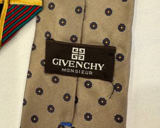 Givenchy tie