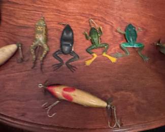 Fishing lures, frogs