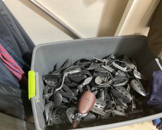 Lots of shoe horns