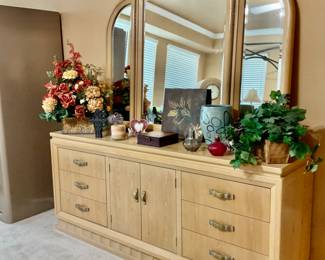 Thomasville Stone Terrace Dresser
