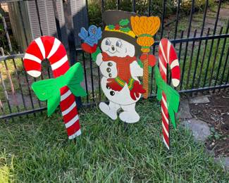 Christmas Yard Decorations