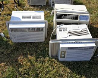 WINDOW AIR CONDITIONERS