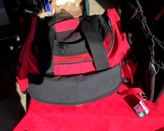 VINTAGE MIB MARLBORO GEAR TACKLE BAGS & BACKPACKS