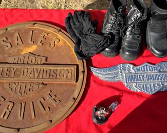 HARLEY DAVIDSON ITEMS