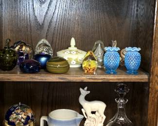 PAPERWEIGHT COLLECTION. FENTON & STONEWARE