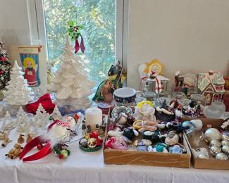 I SPY CERAMIC  WHITE CHRISTMAS TREE :)