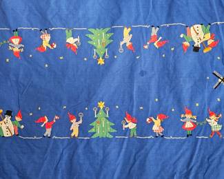 LOVELY CHRISTMAS CREWELED WORKS TABLE CLOTH