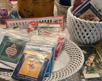 Mill Hill -New Bead Ornaments projects with beads and Mill Hill patterns w/o beads