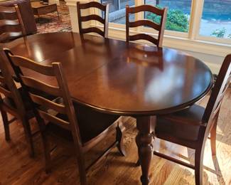 Traditional Wood Dining Table - 7 Ft X 44" Width X 30" Height