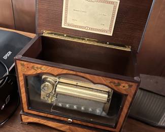 Vintage Swiss Reuge Music Box 72 Key. "Memory" in 3 parts