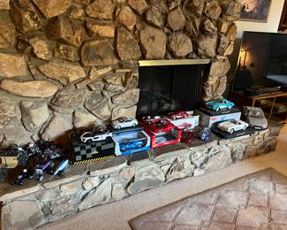 model cars: CMC, Franklin Mint, Auto Art, Pocher, Solido, Maisto, Hotwheels, Paudi, etc
