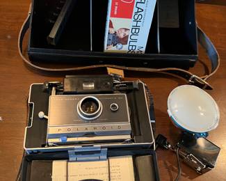 Polaroid Land Camera automatic 100