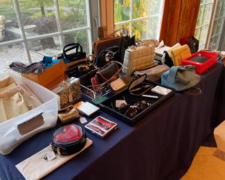 Assorted purses, handbags and wallets