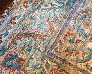 Persian floral area rug approx. 8'x10'