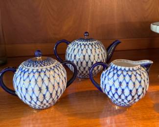 Gorgeous Lomonosov 22K gold Cobalt net porcelain/ Creamer: $64 / Sugar Bowl $64 / Teapot $149