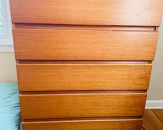 Mid century teak five drawer dresser