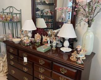 Mahogany dresser and mirror
