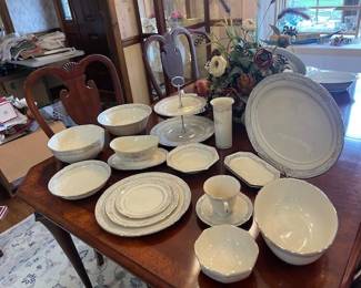 Lenox "Charlestin", other Lenox available