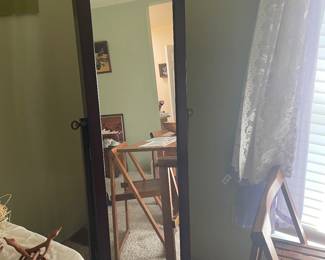 Standing mirror w/ jewelry storage