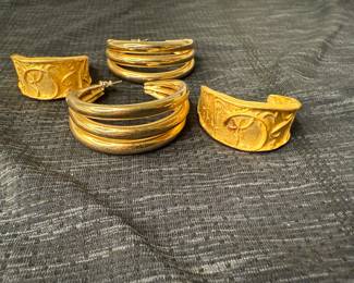 Costume, Antique & Sterling Silver Jewelry, Hundreds of Pieces not added