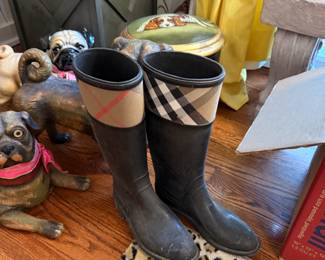 Burberry Boots 