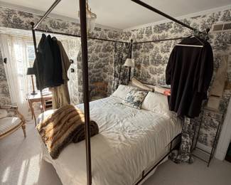 Four Poster Bed